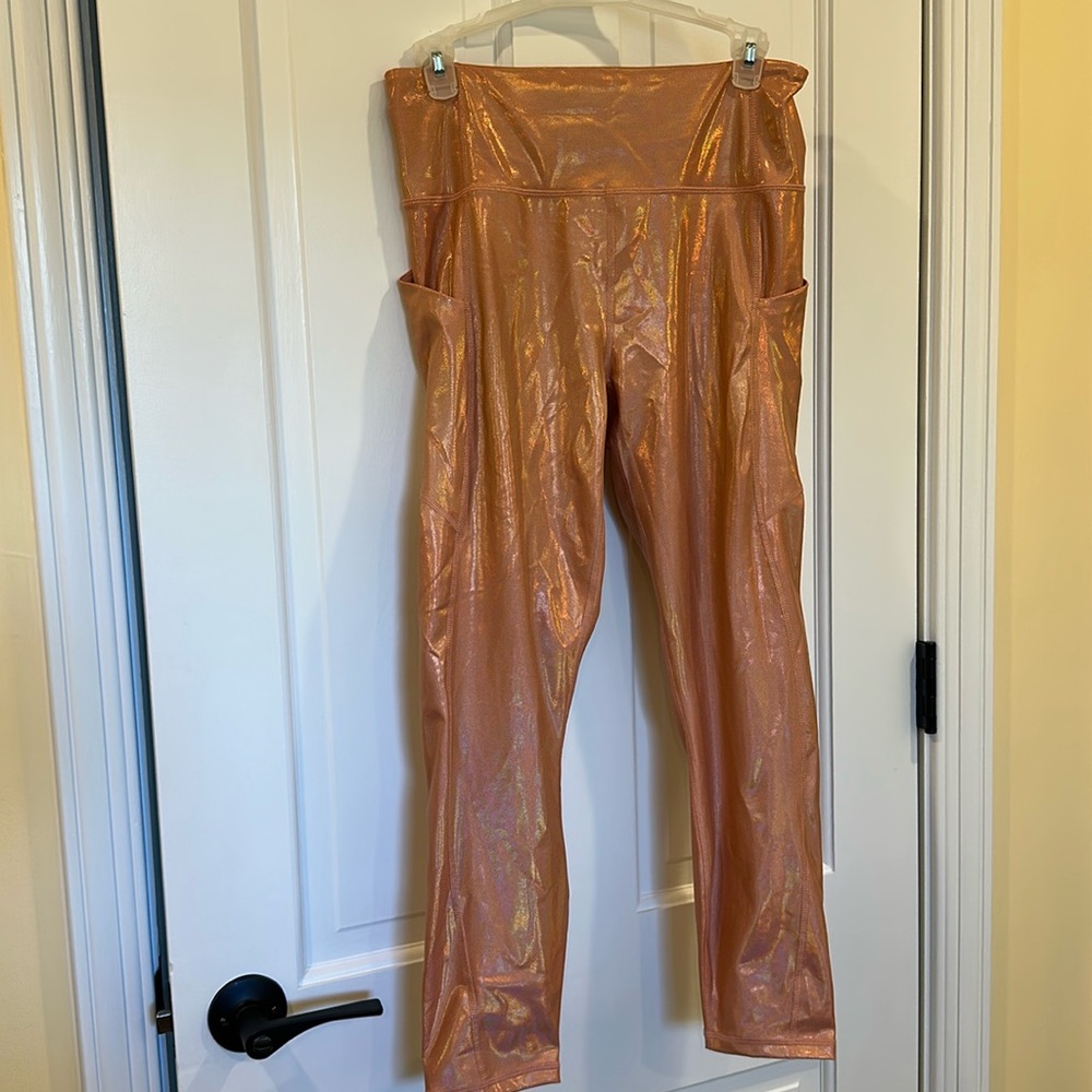 Fabletics Iridescent Legging